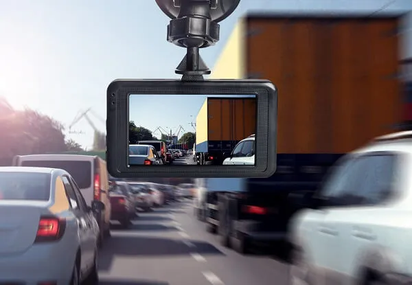 What can you learn from truck dash cam footage? - The Grossman Law